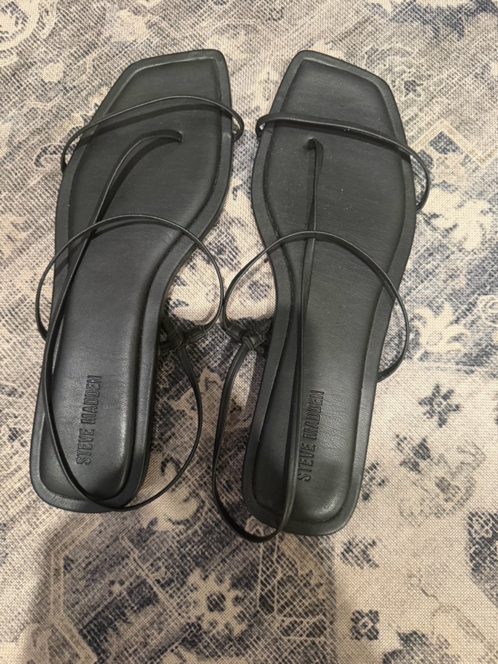 Steve Madden Black Minimalist Strappy Square-Toe Sandals